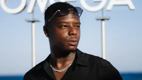 Ninho, le rappeur aux 104 singles de platine, marque l'histoire