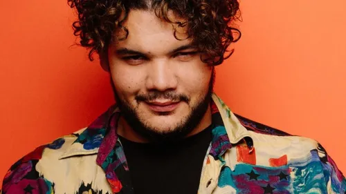 Sadek dévoile sa transformation physique choquante !