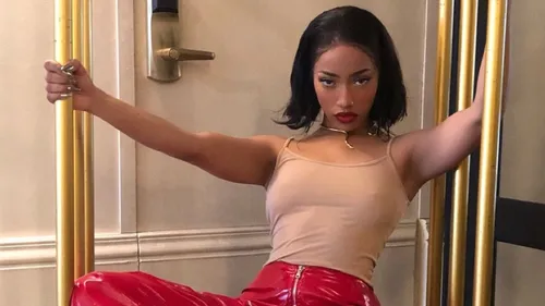 Shay dévoile la liste des titres de son nouvel album 'Pourvu qu'il...