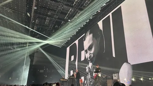 Indochine en concert à Amnéville : des fans venus de toute la...