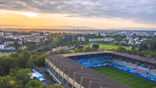 Racing : des ajustements prévus dans chaque ligne face à Brest ?