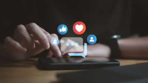  "Internet peut être une solution, pas seulement un problème" : SOS...