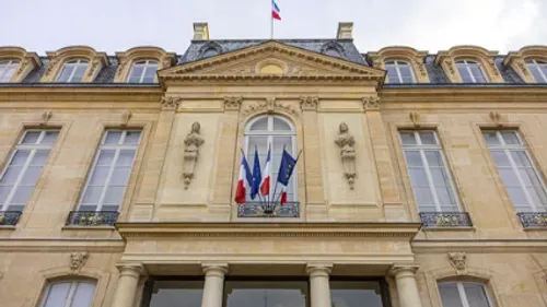 Nouveau gouvernement : Emmanuel Macron en quête de consensus