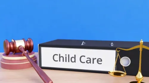 Après treize mois sans ses enfants, Thierry Schauer les retrouve,...