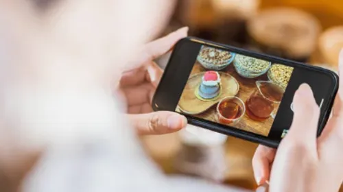 Pâtisseries : les influenceurs cherchent à croquer leur part du succès