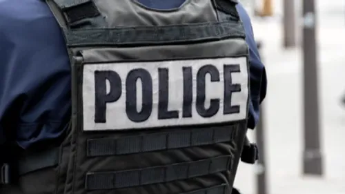 Paris : une jeune femme de 22 ans enlevée dans un restaurant,...