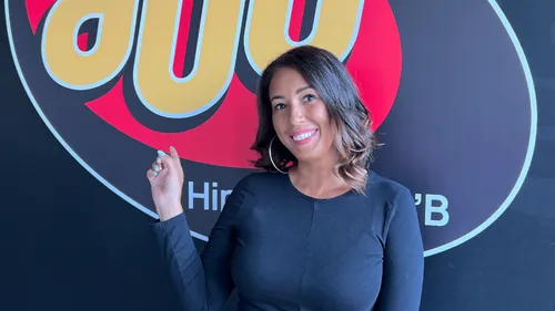 Sa nouvelle identité, « On se connaît »… Noémie (ex-Ayna) est sur...