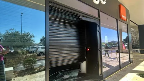 Des boutiques de téléphonie victimes d'un casse