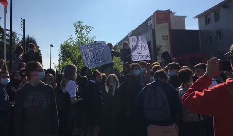 Tarbes : Des élèves du lycée Marie-Curie veulent un bac en contrôle...