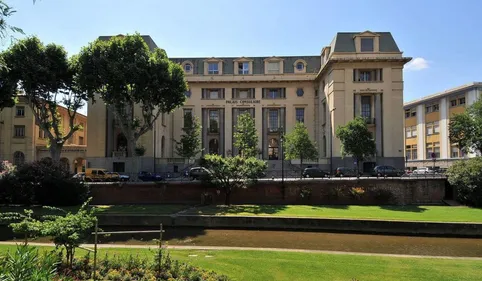 Un homme mis en examen pour tentative d'assassinat après...