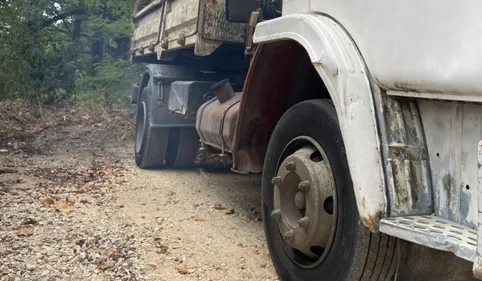 "ZFE ou pas, on va continuer avec le vieux camion et payer les...