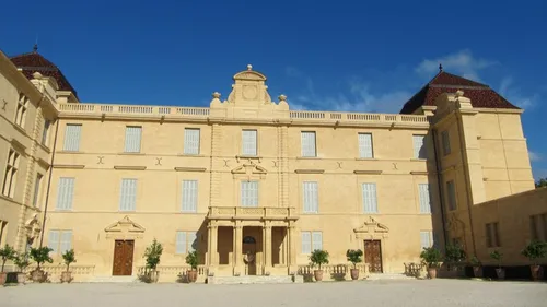 Le Château de Castries va bientôt briller de mille feux !