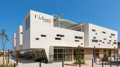 L'IDEM Creative Arts School au Soler : connecter talents créatifs...