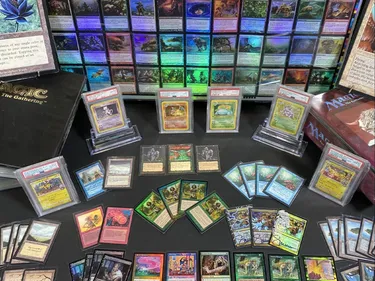 Une vente exceptionnelle de cartes Pokémon et Magic aux enchères