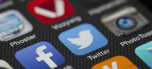 L'Afrique du Sud va traquer les téléphones portables pour lutter...