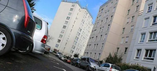 Un enfant de 4 ans se relève après une chute du quatrième étage !!