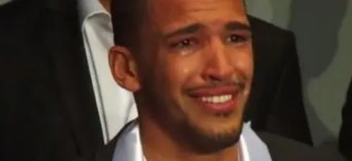 Selim Arik le Mister France 2016 fond en larmes (vidéo)