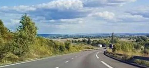 Un automobiliste abandonne sa femme sur l'autoroute, elle meurt...