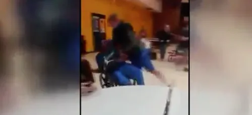 USA : Il roue de coups son camarade en chaise roulante (vidéo)