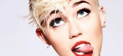 Miley Cyrus choque avec son nouveau tatouage qui fait polémique et...
