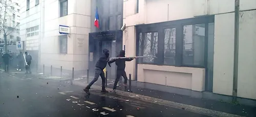 Contre les violences policières, des heurts éclatent à Paris