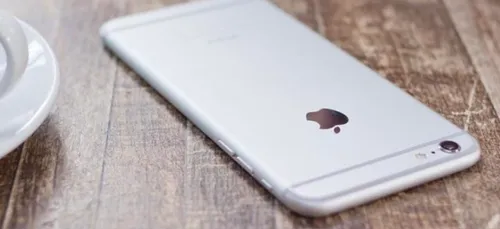 Après la prise Jack, dite bye-bye au lecteur d’empreinte de vos...