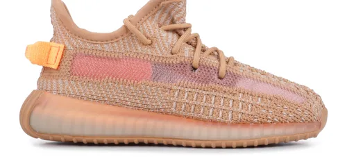Des Yeezy Boost V2 de couleur rose, sur le point de débarquer !...
