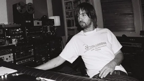 Tame Impala ravive sa flamme électronique avec Deadbeat