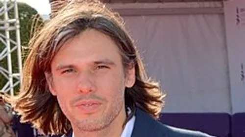 Orelsan annonce des avant-premières partout en France