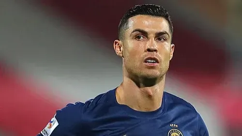 Cristiano Ronaldo devient le premier footballeur milliardaire