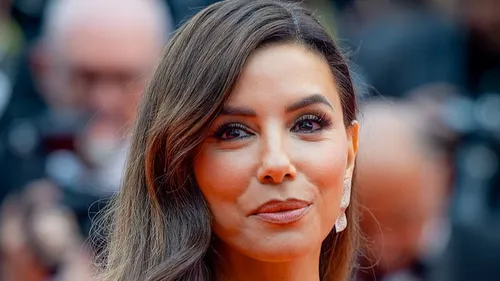  Eva Longoria actuellement en tournage en France.. et bientôt en...