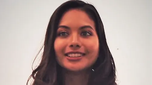 Vaimalama Chavez change littéralement de style