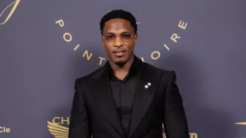 Niska s'engage pour la jeunesse congolaise avec une vente aux enchères