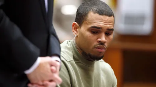 Nouvelles accusations contre Chris Brown : un récit troublant sur...