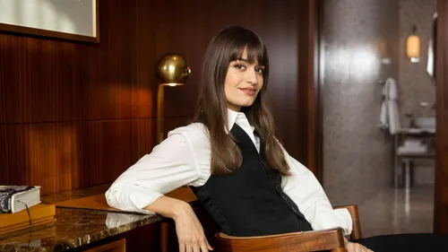 Quand Clara Luciani rencontre Rihanna : une nuit sans sommeil à Milan