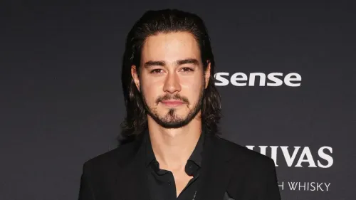 Manuel Masalva de 'Narcos' dans le coma après une infection sévère