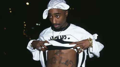 Des titres rares de 2Pac vendus aux enchères pour une somme...