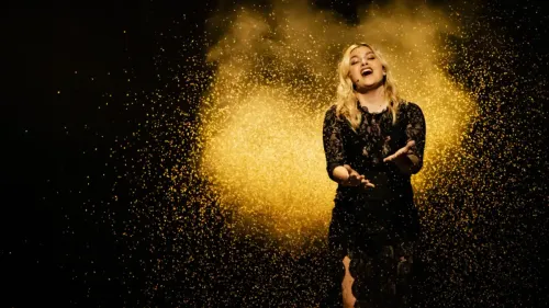 Eurovision 2025 : Les raisons du silence de Louane après son...