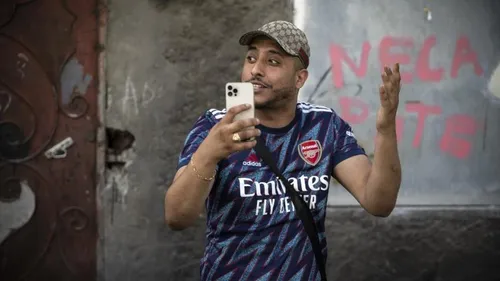 Polémique autour de Nasdas : Ses chiens menacent la tranquillité du...