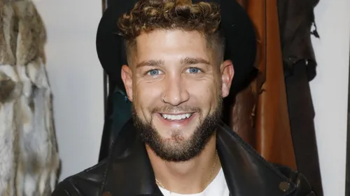 Les Marseillais: Paga répond enfin aux rumeurs sur son départ !...