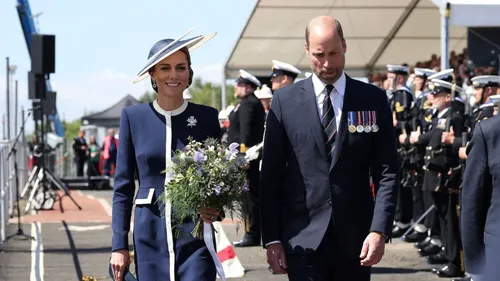 Élégance et souvenirs : Kate Middleton rend hommage à Lady Diana en...