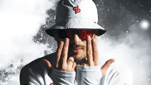 Jul dévoile la date de sortie pour son nouveau projet : Coeur Blanc !