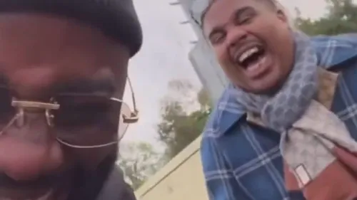 Quand Gradur et Naza rigolent et taquinent Doumbé sur sa défaite «...