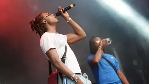 La sœur de la victime de l'accident exprime sa colère face à...