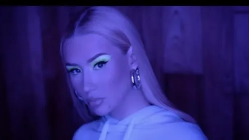 Iggy Azalea - Brazil