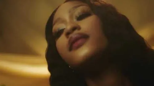 Lojay - MONALISA (feat. Sarz)