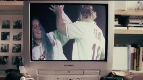 Feid - FRIKI (feat. KAROL G)