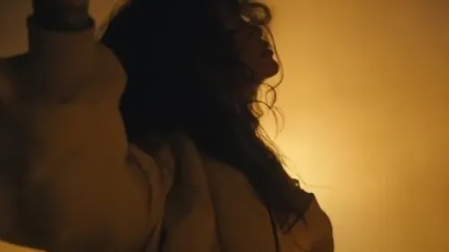 Rihanna - Lift Me Up