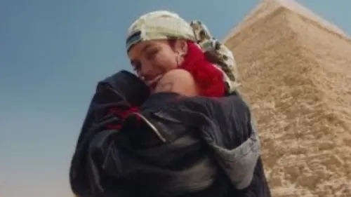 Karol G - Cairo (feat. Ovy On The Drums)