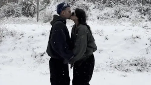 Rosalía - Beso (feat. Rauw Alejandro)